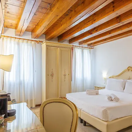 Hotel Orion