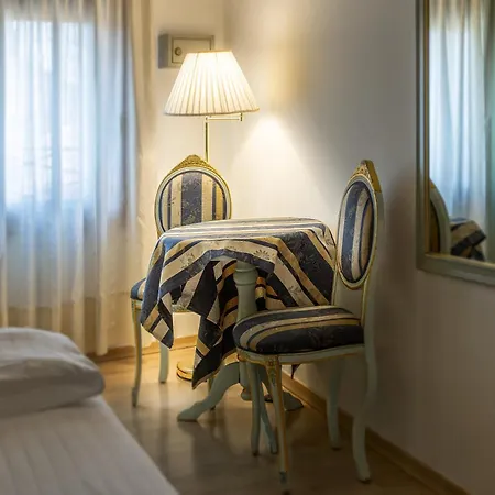 Hotel Orion
