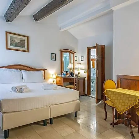 Hotel Orion 2*