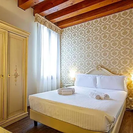 Hotel Orion