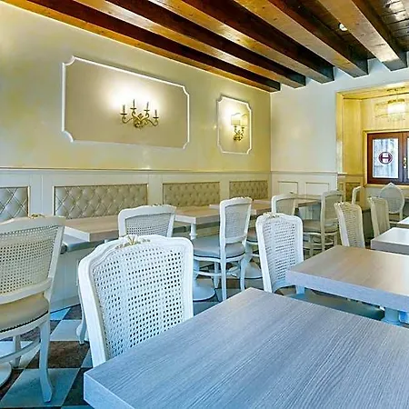 Orion Hotel