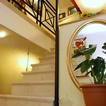 Hotel Orion 2*